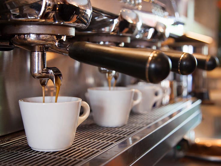 Getränkevielfalt: Espresso, Kaffeespezialitäten, Kakao, Cappuccino