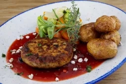 Garden Gourmet Planted Frikadelle mit Cranberry-Jus