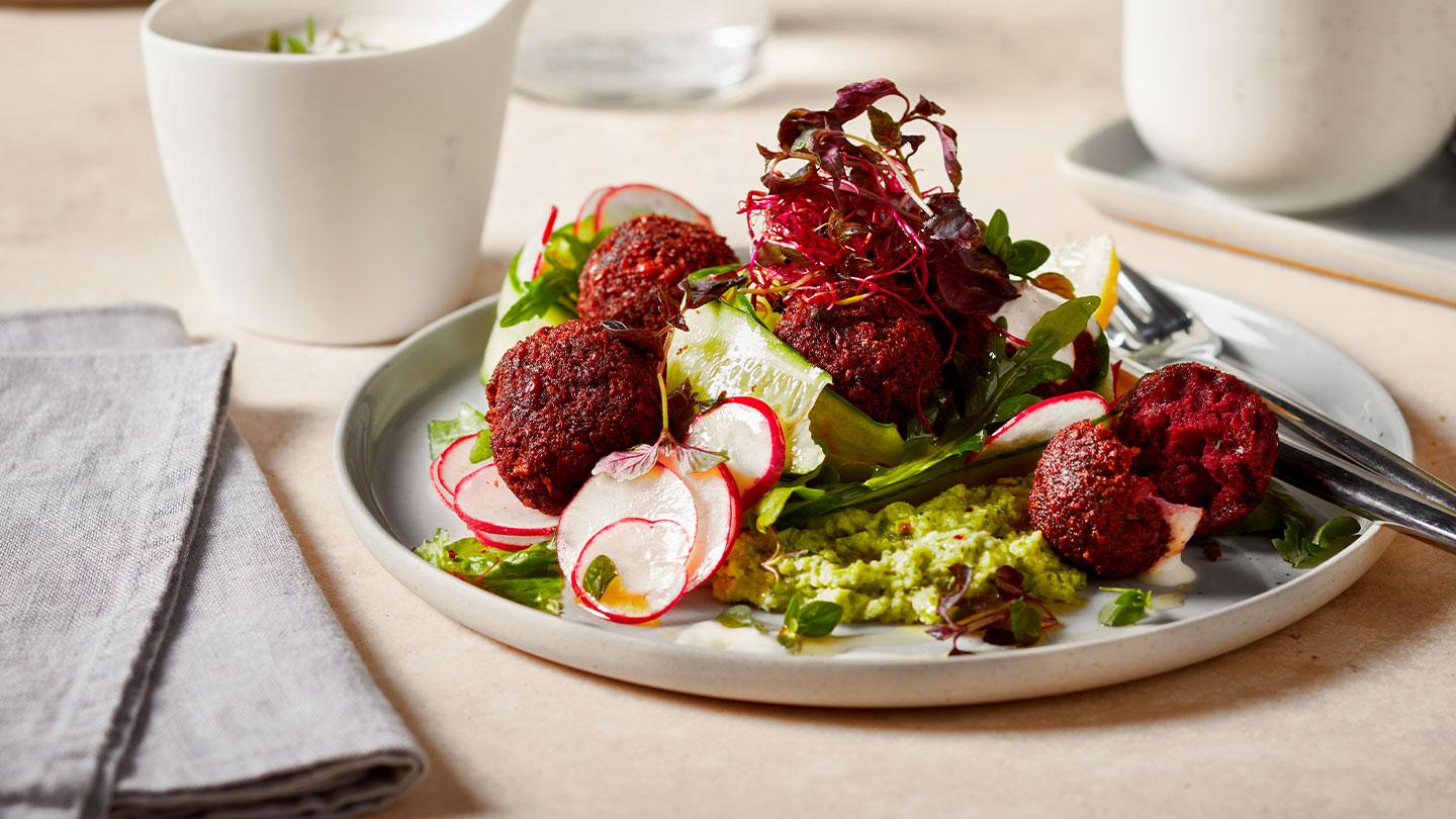 Rote Beete Falafel Finger Food